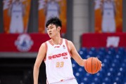 王浩然常规赛场均贡献16.3分5.4篮板，却未获得任何奖项