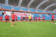 湘媒：湘超岳阳队承诺赢一场奖10万，如夺冠主力一人一套房
